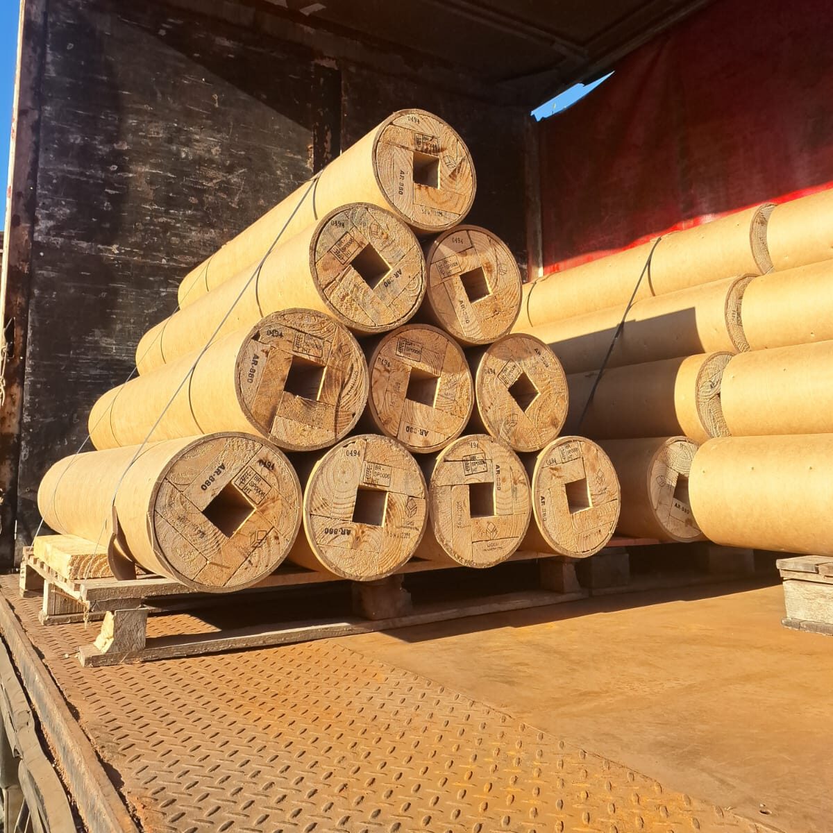 WhatsApp Image 2025-05-16 at 16.38.49