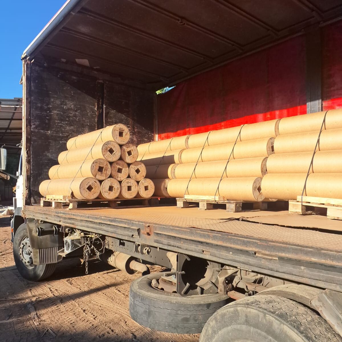 WhatsApp Image 2025-05-16 at 16.38.50 (1)